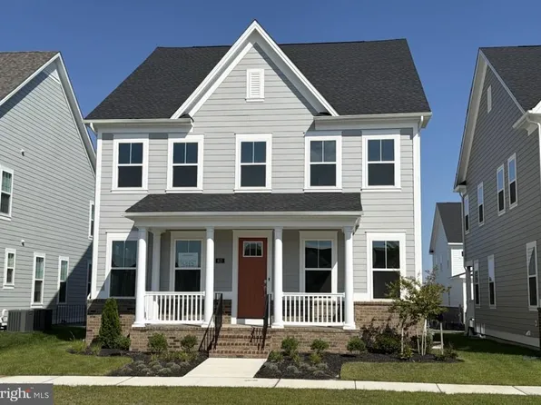 617 Harrington St, Middle River, MD 21220