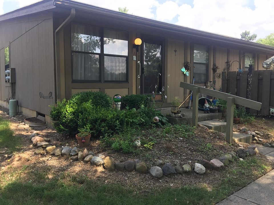 2nd image of 1756 Sunapple Way