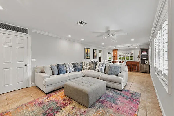 2 bed, 2.0 bath, 1114 sqft, $2,800 — Photo 4