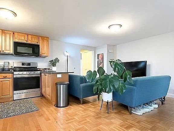 4th image of 10 Avon St APT 17