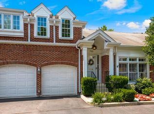 755 Hibbard Rd, Wilmette, IL 60091