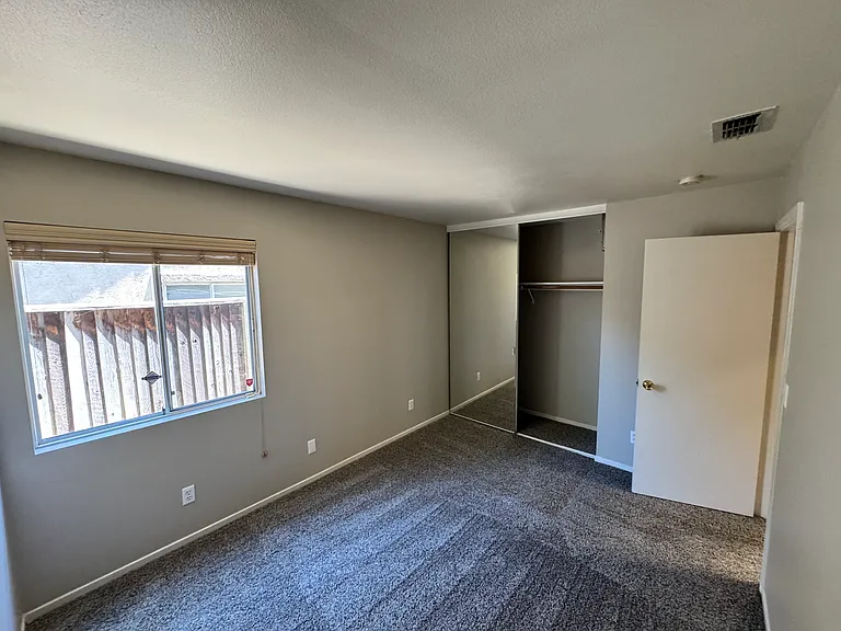 1772 Autumn Meadow Dr — Photo 15