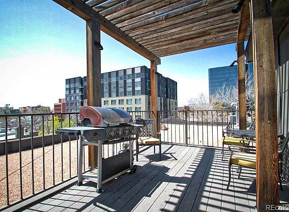 5th image of 740 N Sherman St APT 307