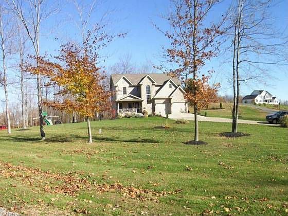 1st image of 44481 Daniel Dr