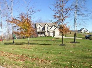 44481 Daniel Dr, Saint Clairsville, OH 43950