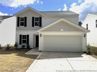 5423 E Patterson St, Hope Mills, NC 28348