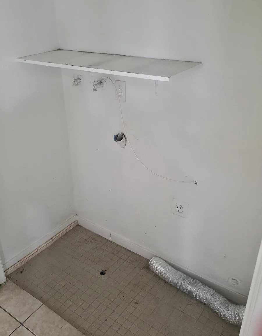3 bed, 1155 sqft, $2,500 — Photo 3