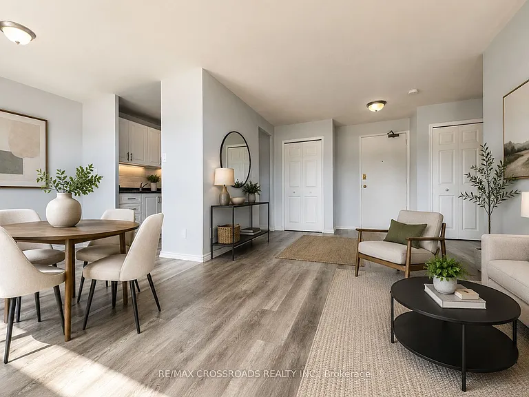 363 Lakeshore Rd E #102 — Photo 1