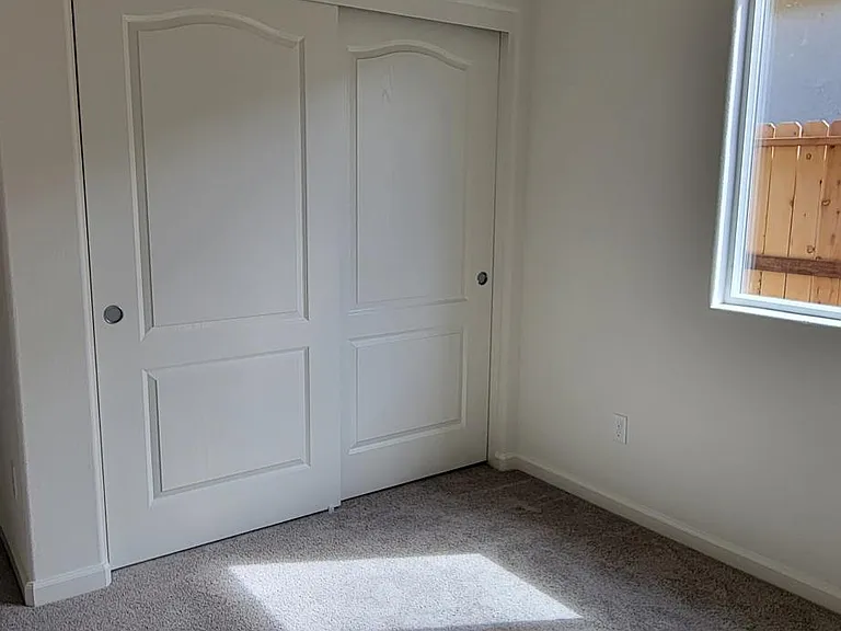 Bedroom 2, another view
