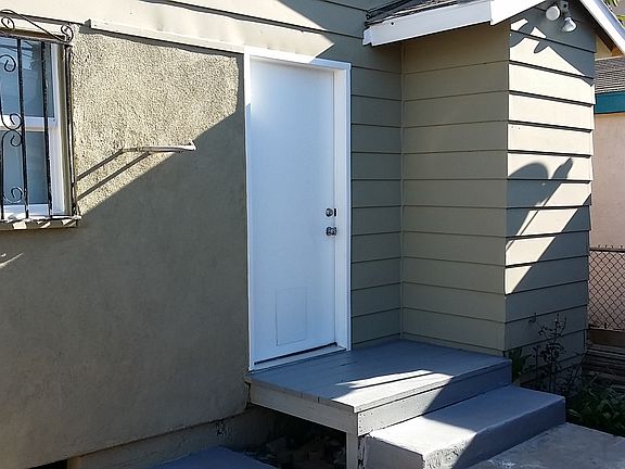 2nd image of 10829 Weigand Ave