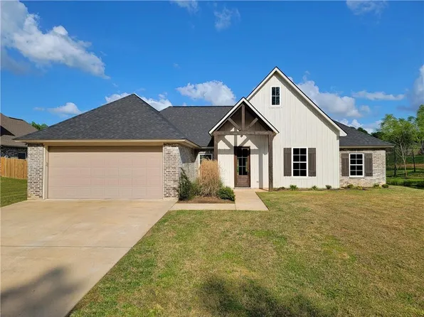 111 Madalyn Dr, Natchitoches, LA 71457