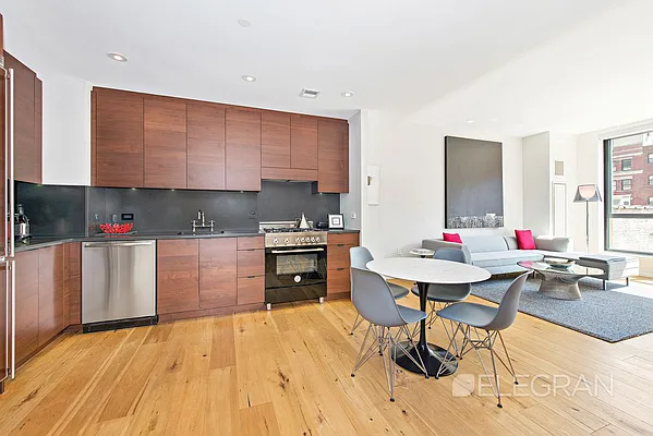 Rented by (Legacy) Elegran | media 17