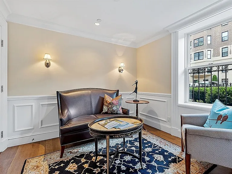 48 Commonwealth Ave #1B — Photo 4