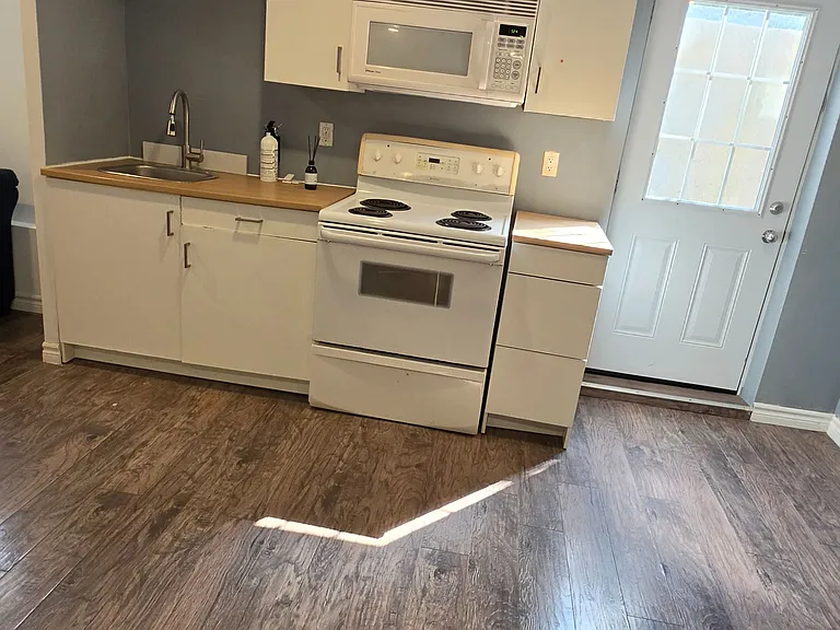 40 Brookmill Dr #LOWER LEVEL — Photo 12
