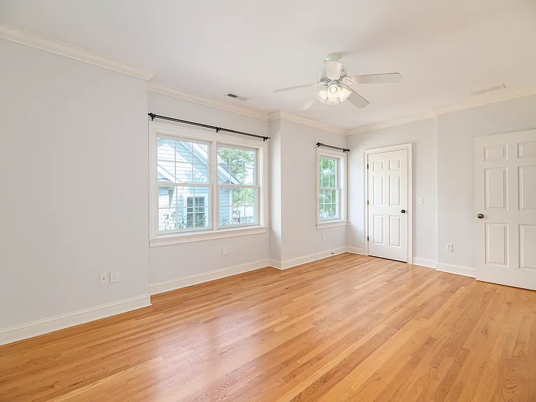 41 Harold St #B — Photo 14