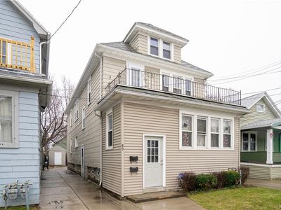 89 Trowbridge St, Buffalo, NY, 14220