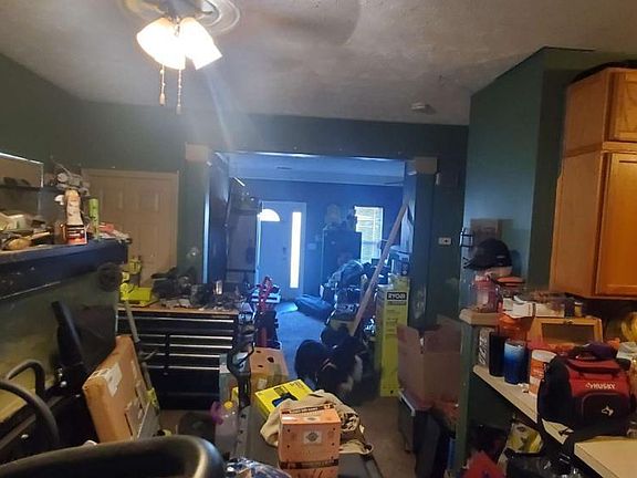 4th image of 4646 Crawford Oaks Dr