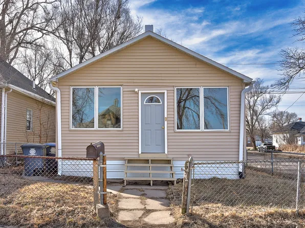 1129 4th Ave, Council Bluffs, IA 51501