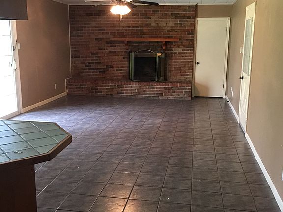 Living Room/Family Room