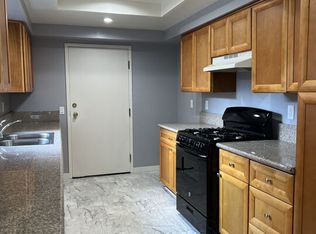 7639 Kester Ave #5, Van Nuys, CA 91405