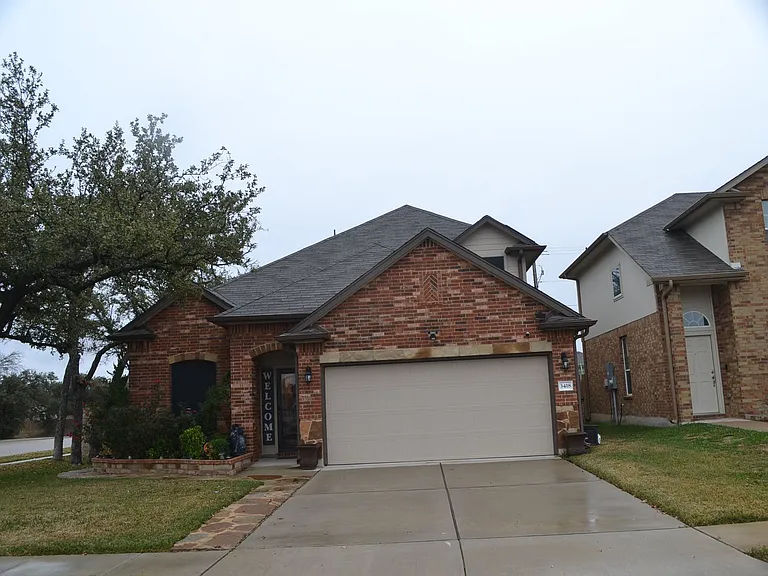 3418 Lorne Dr — Photo 4