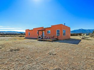 99 W Romero Rd, Ranchos De Taos, NM 87557