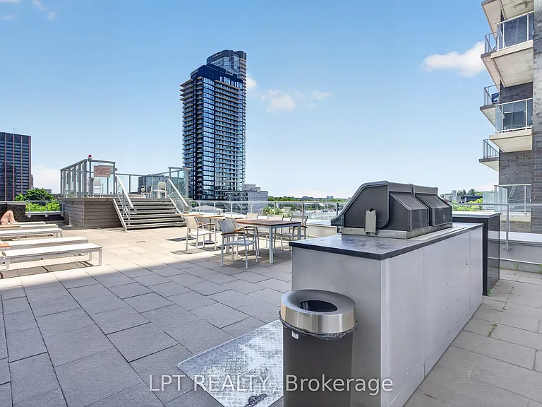 111 Champagne Ave S #307 — Photo 41