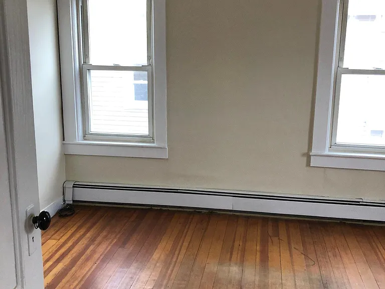 15 Bolivar St #2 — Photo 9