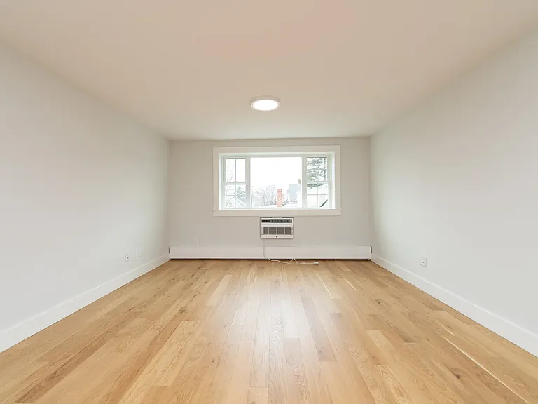 162 Summer St #43 — Photo 7