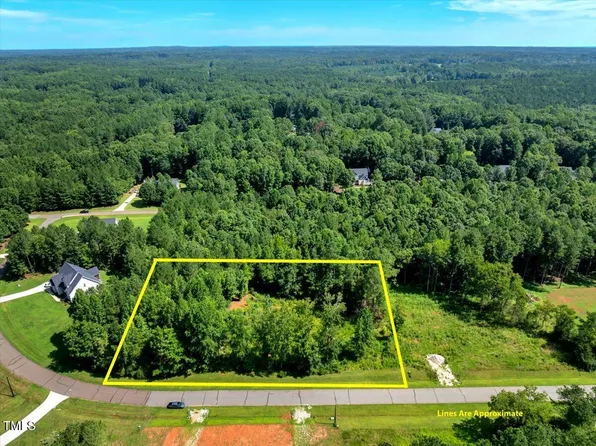 5310 Langdon Dr #52, Oxford, NC 27565