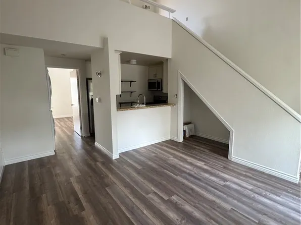 389 Orange Blossom, Irvine, CA 92618