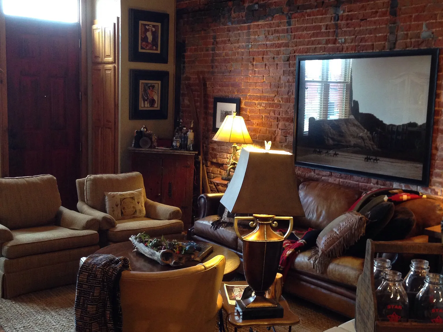 1 bed, 850 sqft, $1,500 — Photo 3