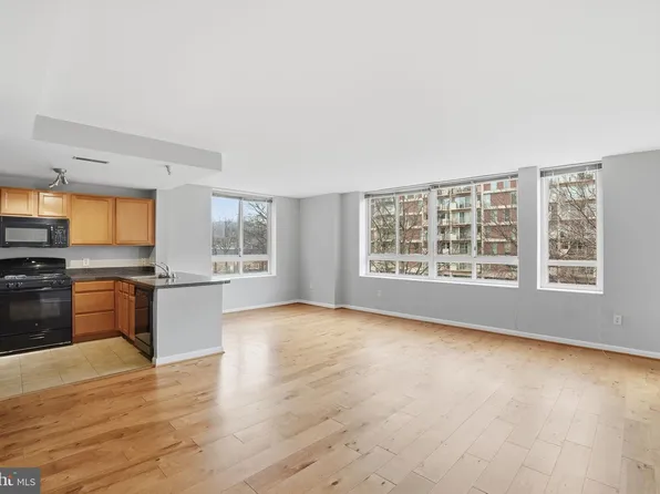 350 G St SW APT N302, Washington, DC 20024