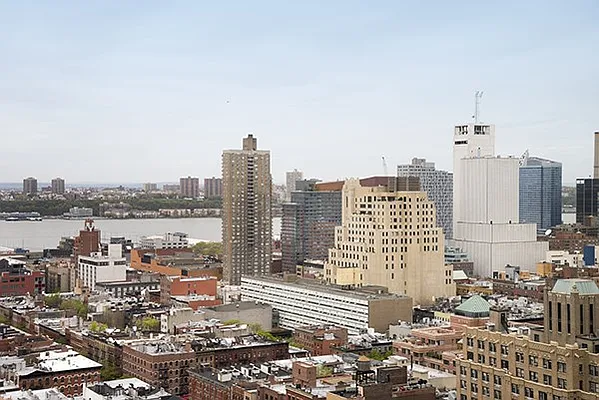 Rented by RSNY Realty | media 40