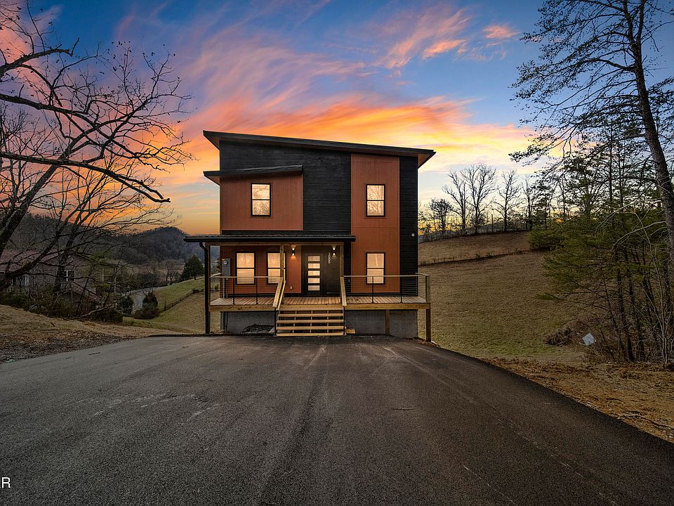 62nd image of 3005 Nellie Dr