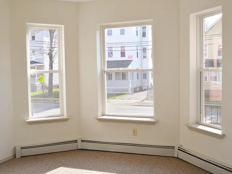 50 Elliott St — Photo 13