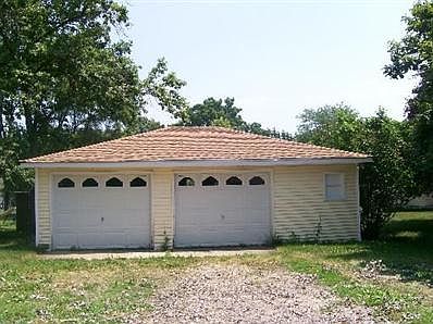 2nd image of 10232 W Illinois Ave