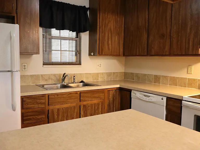 720 City Park Ave #A116 — Photo 5