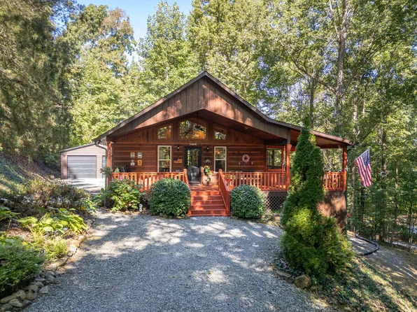 327 Eagles Nest Ln, Blue Ridge, GA 30513