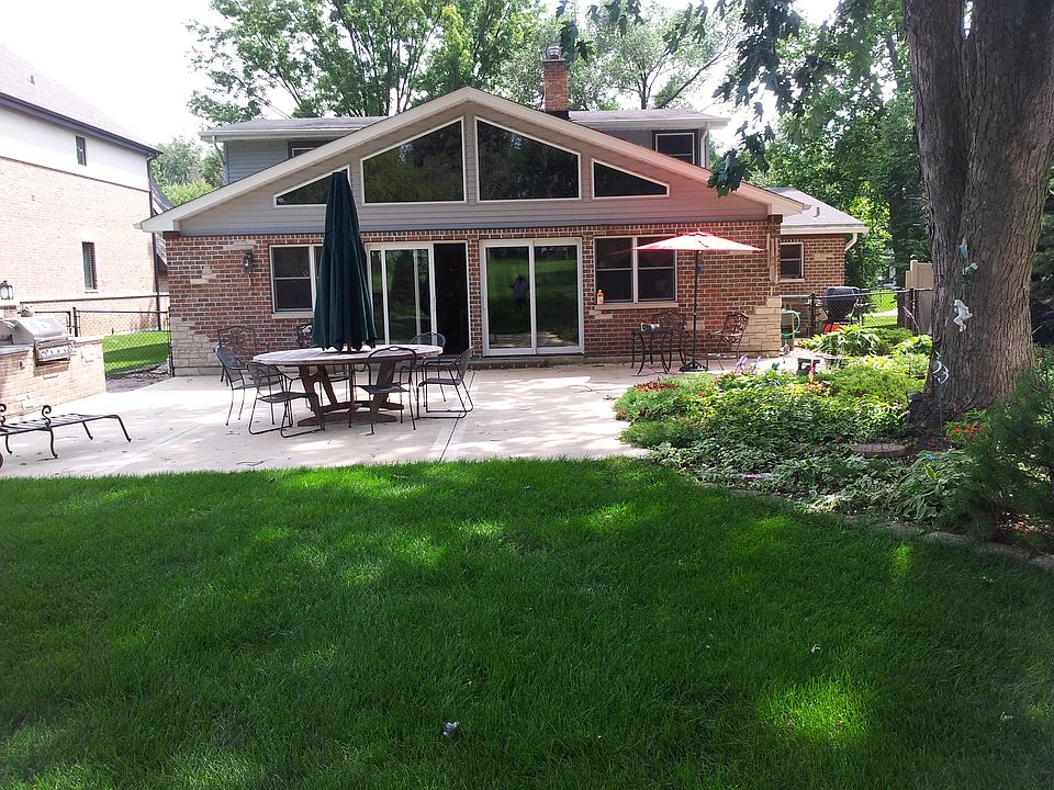 2nd image of 108 Forest Ave