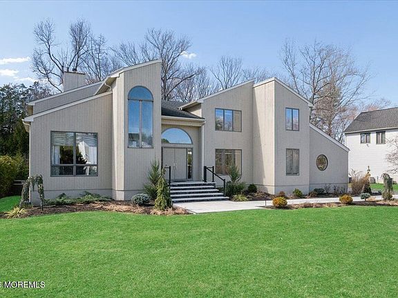 2nd image of 220 Tracy Drive