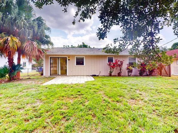 2145 85th Court, Vero Beach, FL 32966