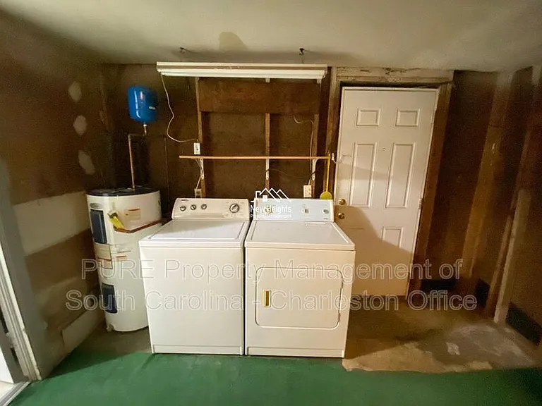 371 Furman Ln — Photo 19