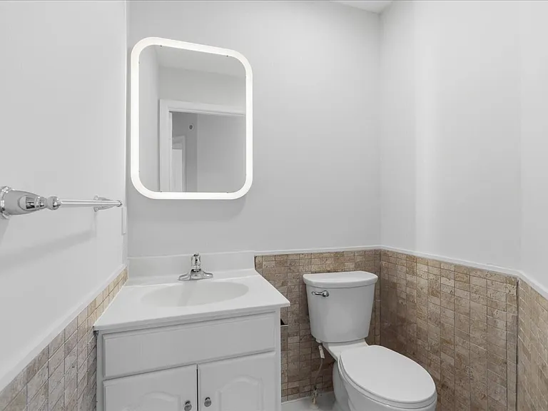13937 Middle Creek Pl — Photo 11