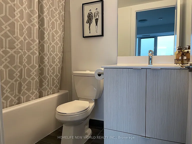 225 Village Green Sq #908 — Photo 12