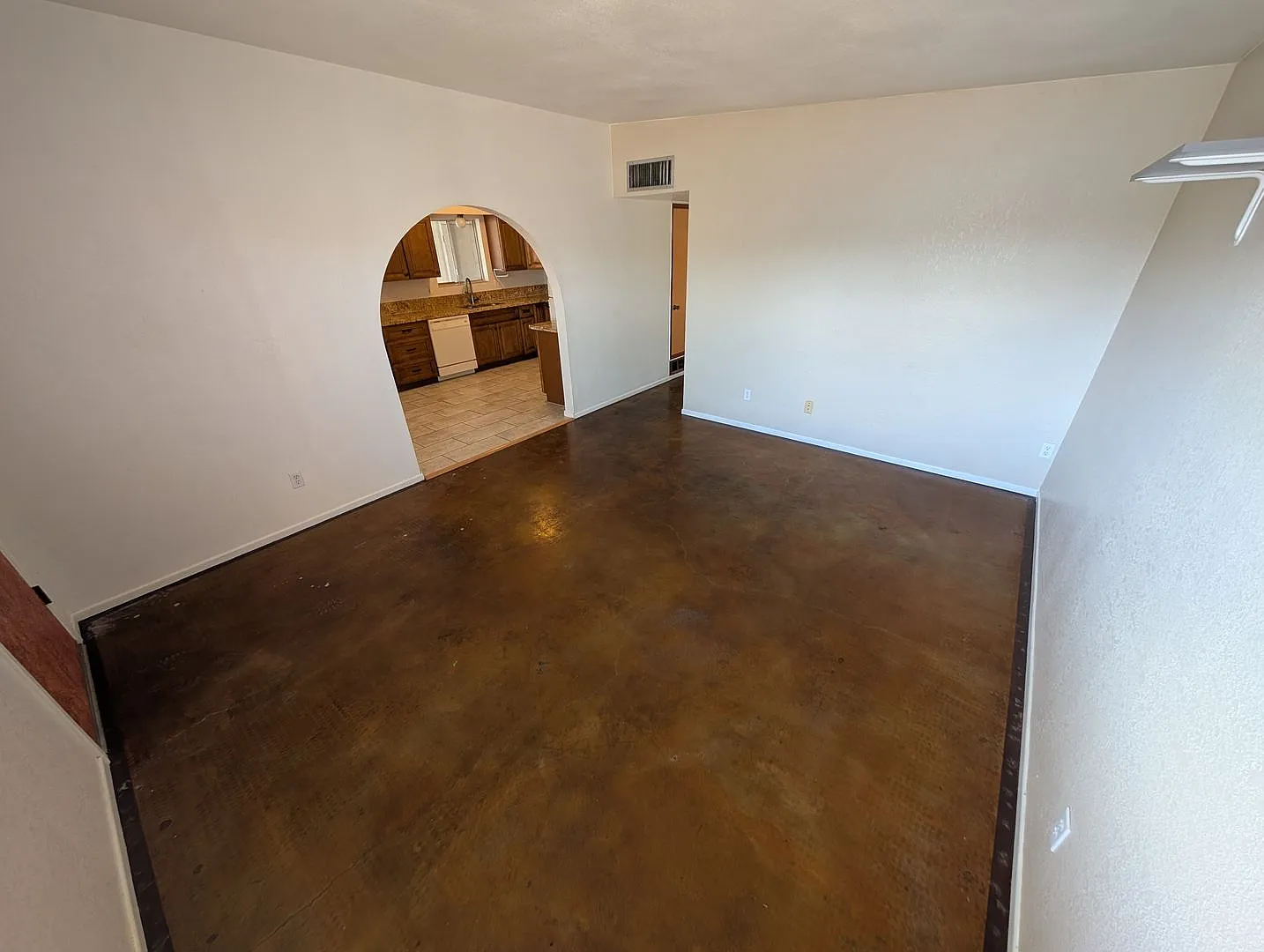 3bed & 2bath - Historic Barrio Hollywood - Gorgeouse Home w NEW AC — Photo 4
