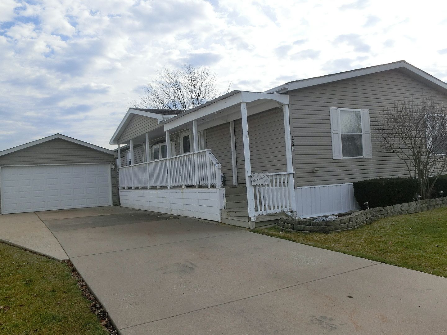 438 Lilac Ln, Matteson, IL 60443 Zillow