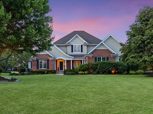 5520 River Park Dr, Libertyville, IL