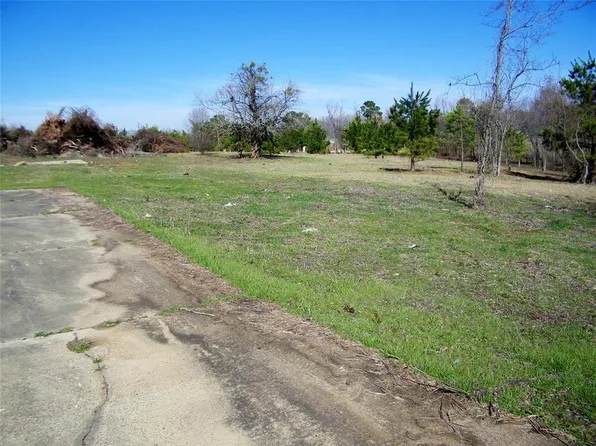 E Washington St, Idabel, OK 74745