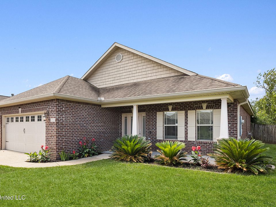 1st image of 13763 Laurelwood Ln